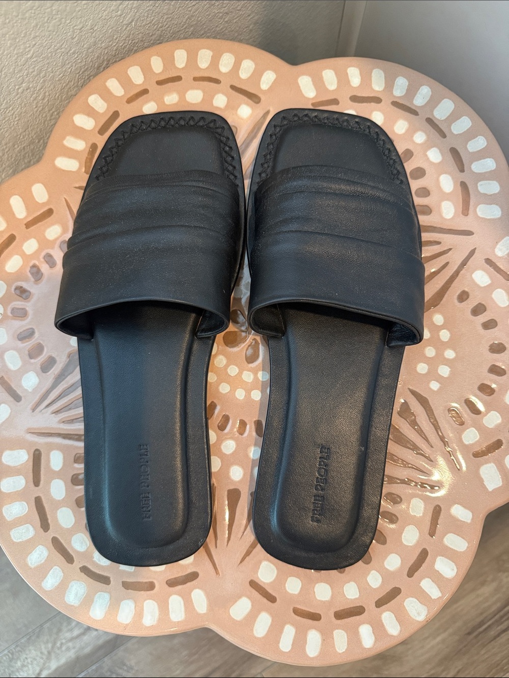 Free People Black Slide Sandals – Comfort Slip-On for Women